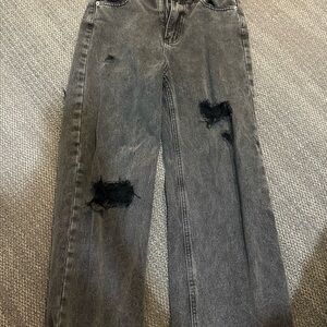 Distressed Gray Women's Jeans